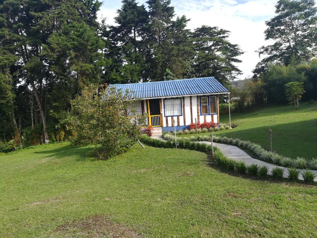 פילנדיה Hotel Campestre El Refugio De Balsora מראה חיצוני תמונה